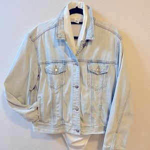 American Eagle Outfitters light denim jacket XL